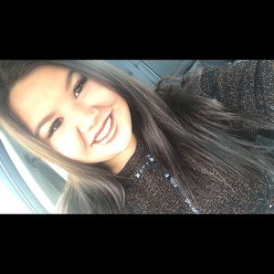 Meet your Posher, Kayla